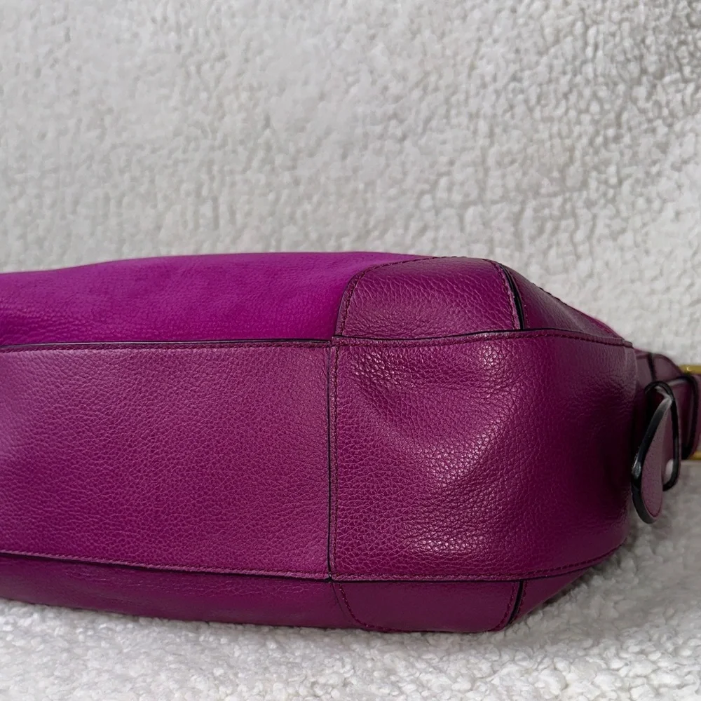 Fossil Hannah Hobo Leather & Suede Purple Magenta Shoulder Bag NWOT w/Key Charm